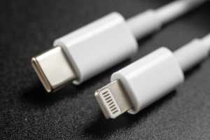 When will Apple's Lightning devices switch to USB-C?