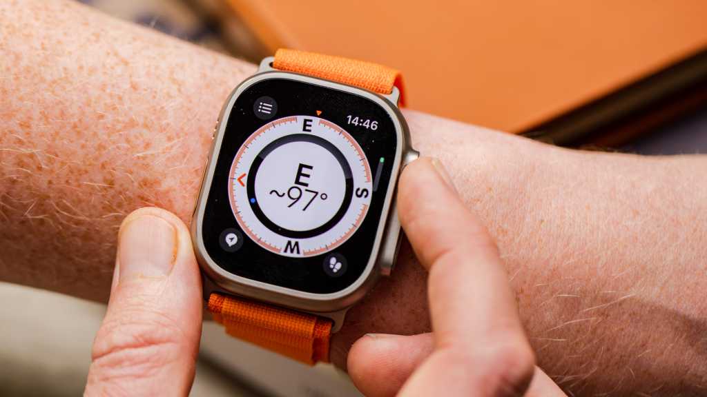 Apple Watch Ultra - compass