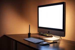 How to use a Mac laptop or iMac with a broken display