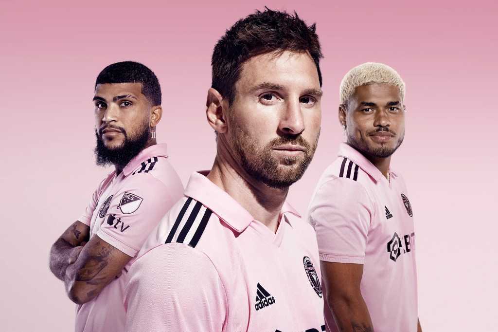 Lionel Messi with Inter Miami teammates